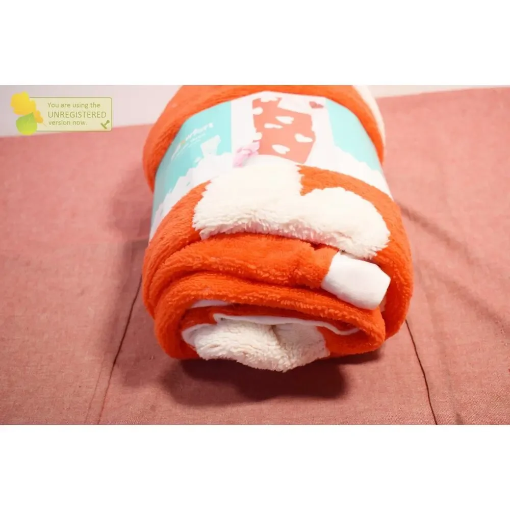 Pillowfort Patisserie Heart Kids' Chenille Throw Blanket Red 50x60